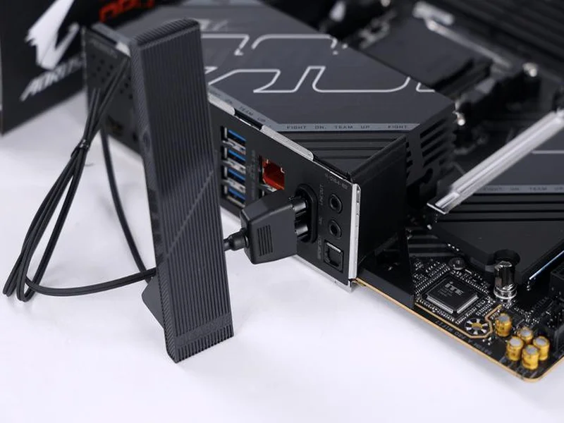 装机不用挑,就选电竞雕,AMD平台电竞雕主板推荐